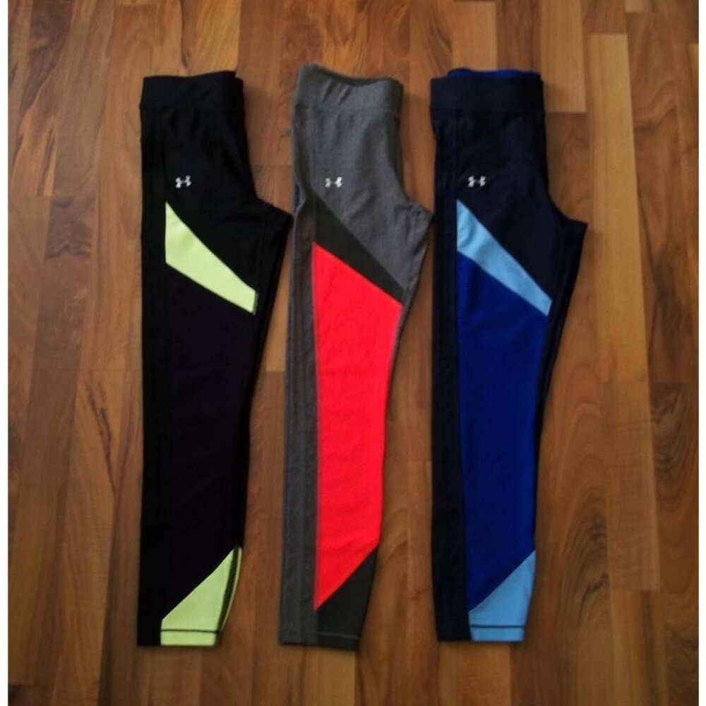Bundle of 3 identical Under Armour® Color Block Ankle Leggings Size Medium